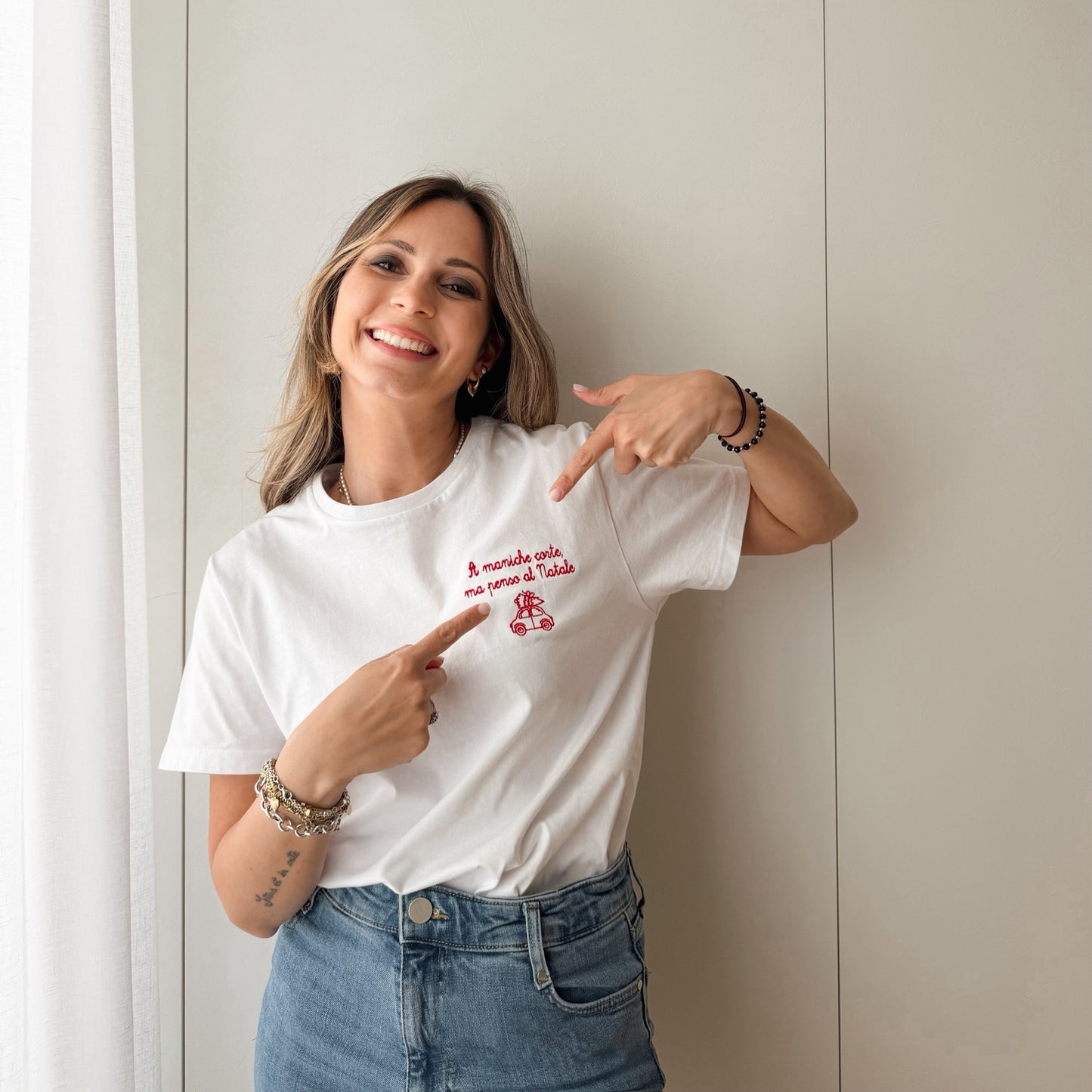 T-shirt "A maniche corte, ma penso al Natale"
